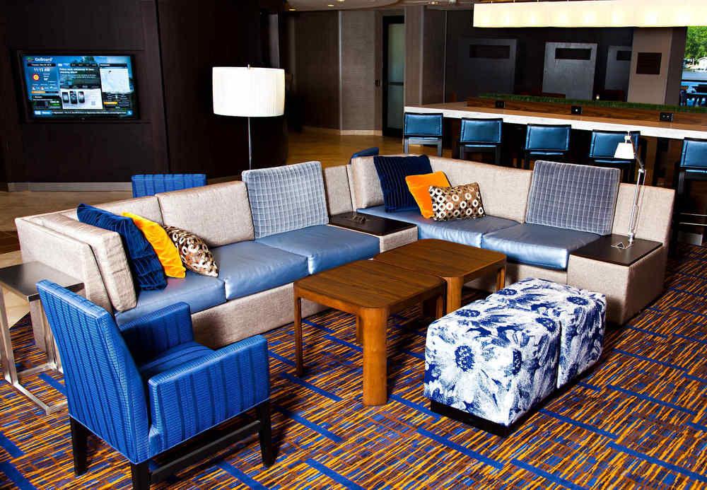 Hotel Courtyard Downtown/mississippi Riverfront 3*